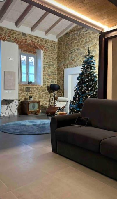 Loft Officina Di Leonardo Nel Centro Di Vinci Apartment ภายนอก รูปภาพ